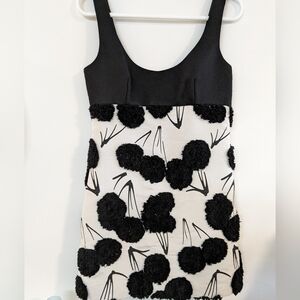 Milly baby doll dress with fluffy floral detail Sz 6